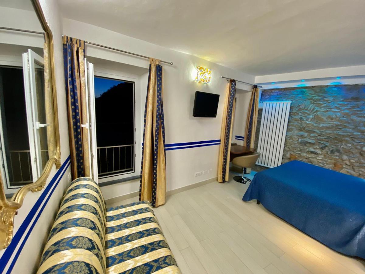 Giovanni Rooms Manarola Exterior photo
