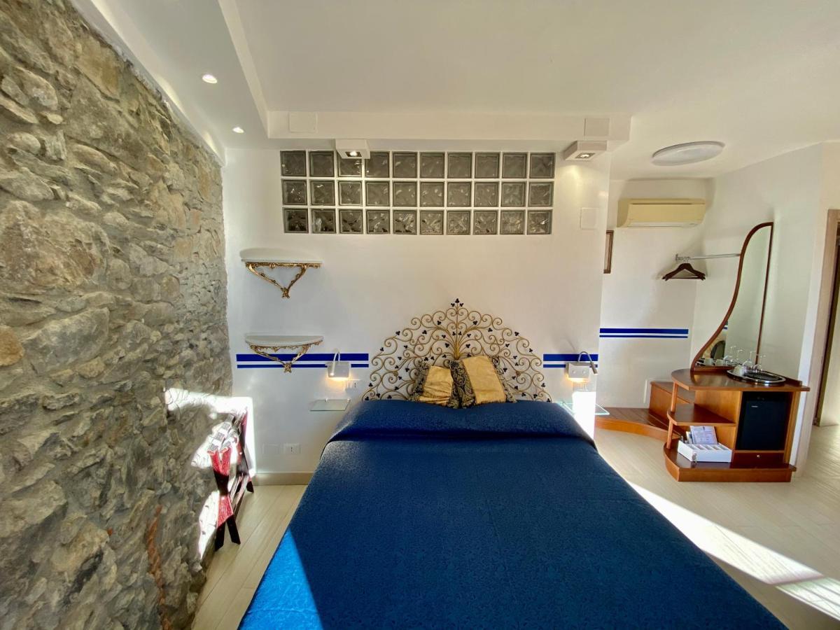 Giovanni Rooms Manarola Exterior photo