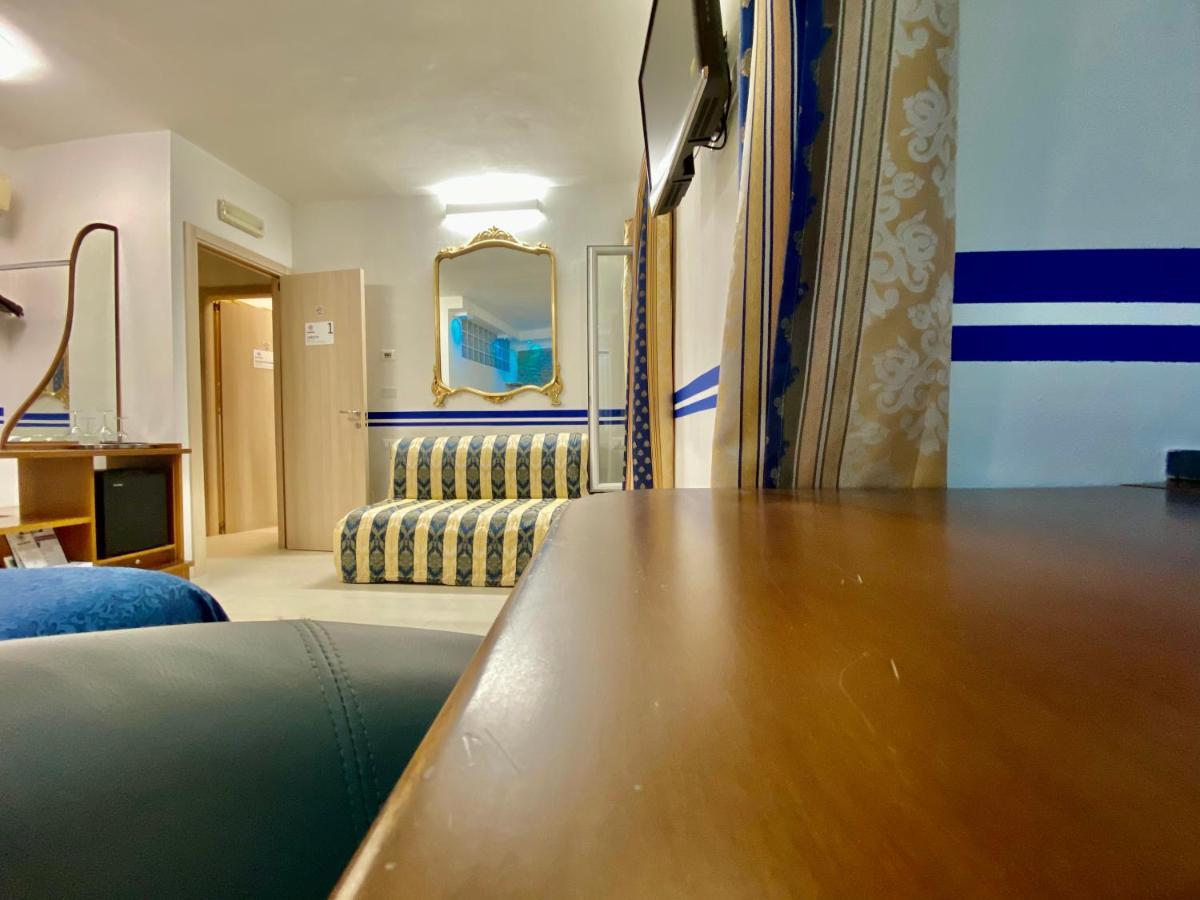 Giovanni Rooms Manarola Exterior photo