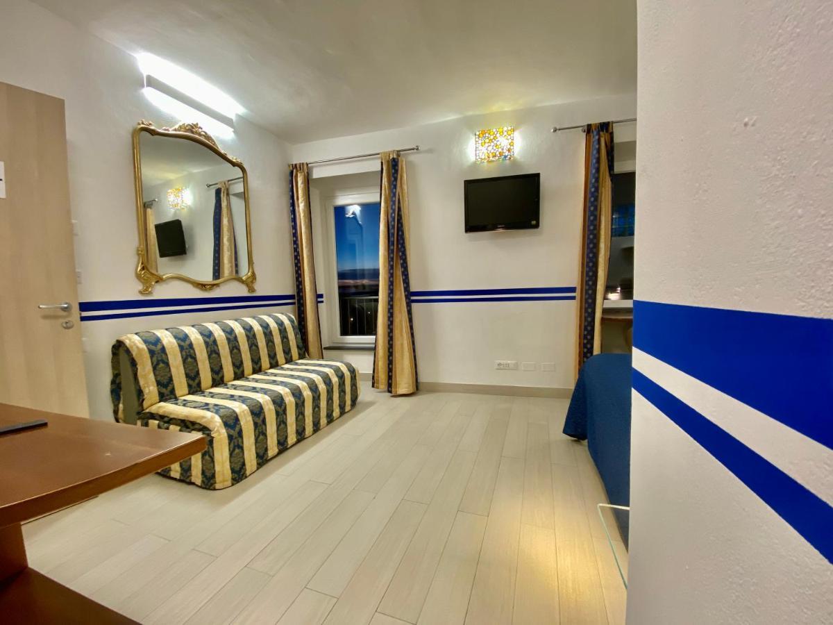 Giovanni Rooms Manarola Exterior photo