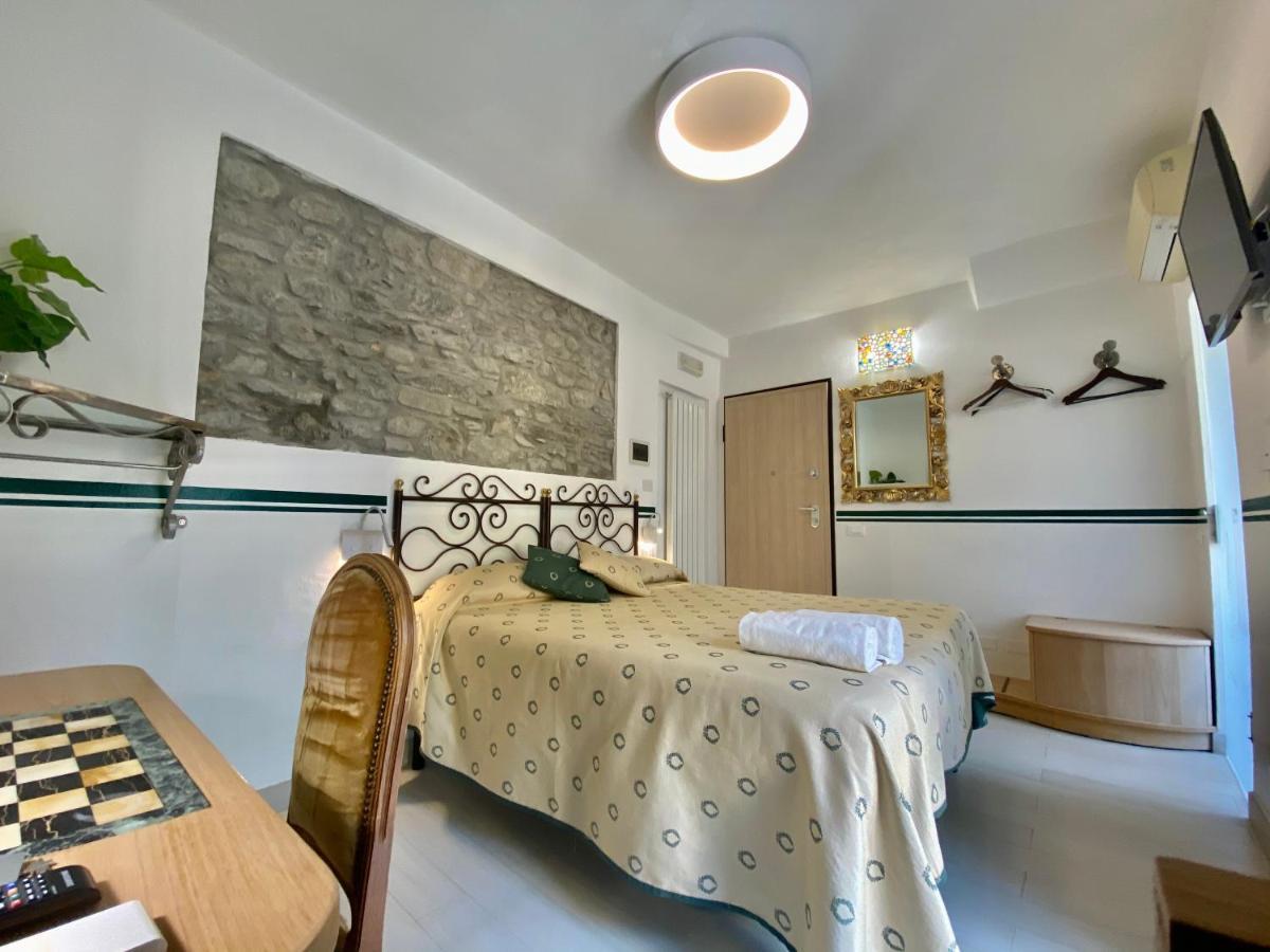 Giovanni Rooms Manarola Exterior photo
